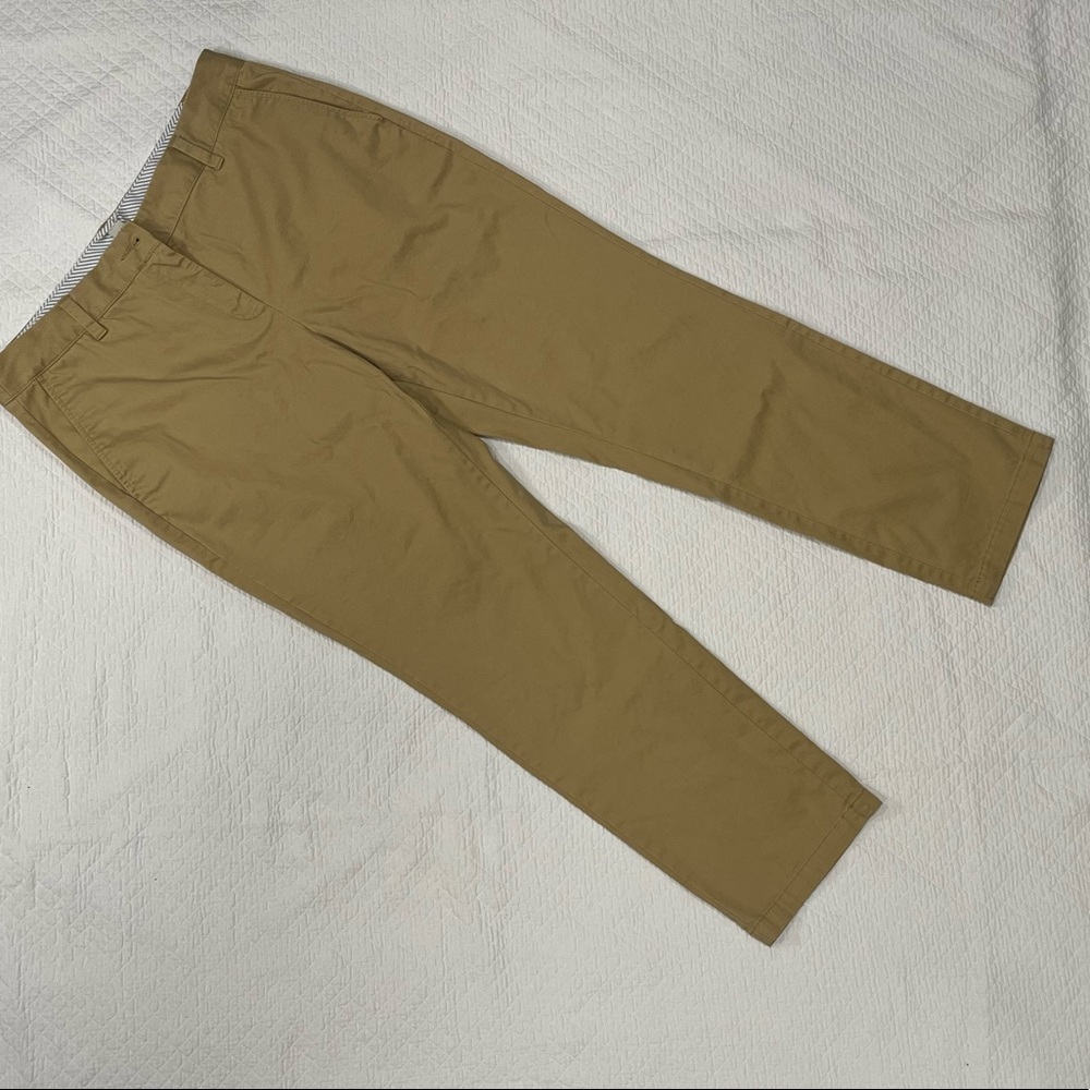 NWOT Lands End Mid Rise Slim Leg Light Stretch Khakis Woman Sz 14